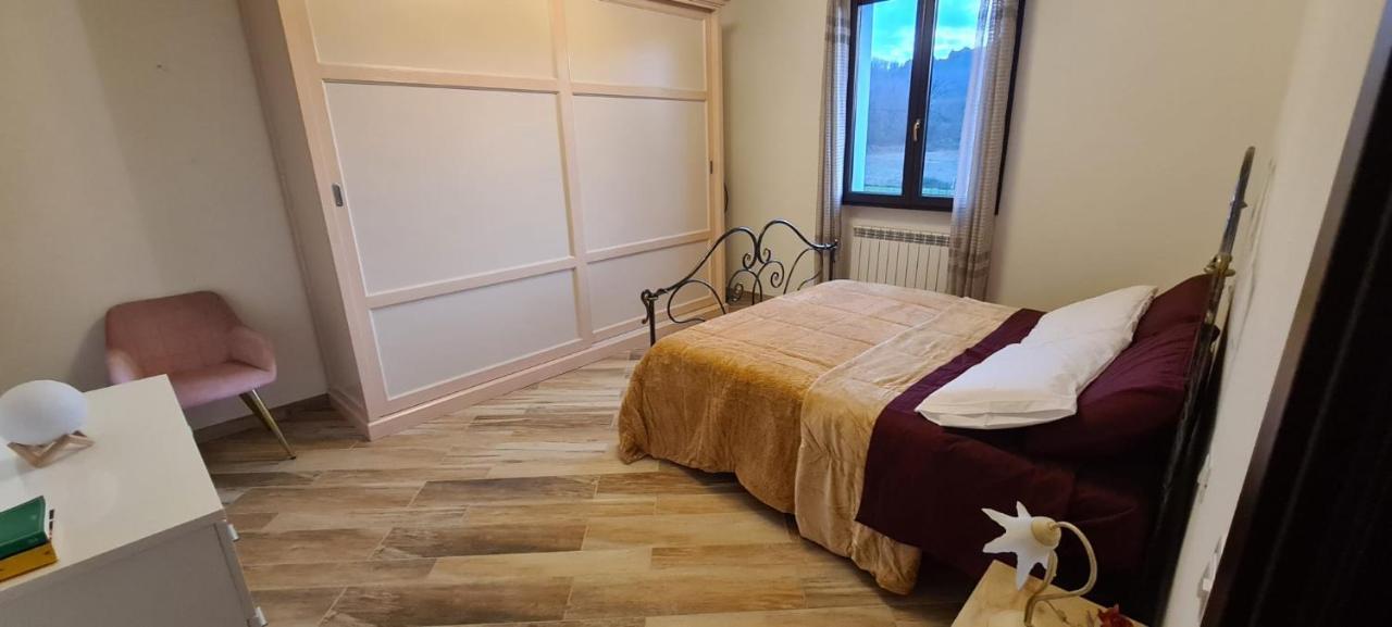 טרנובה ברצ'וליני Villa Azzurra Immersa Nel Verde Tra Firenze, Arezzo E Siena מראה חיצוני תמונה